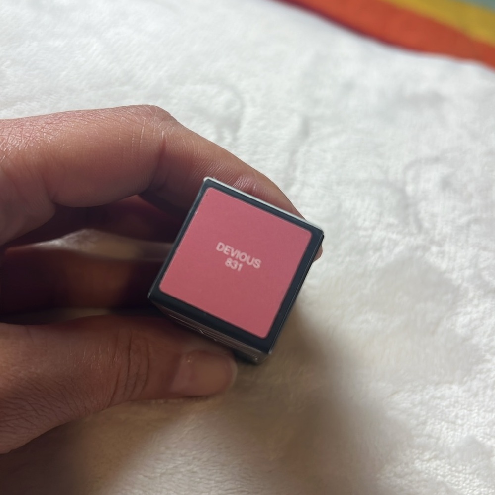 NARS Explicit Refillable Satin Lipstick-831 Devious - Picture 5 of 7